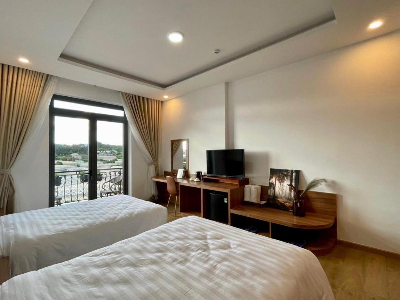 The Elegant Dalat Hotel Exterior foto